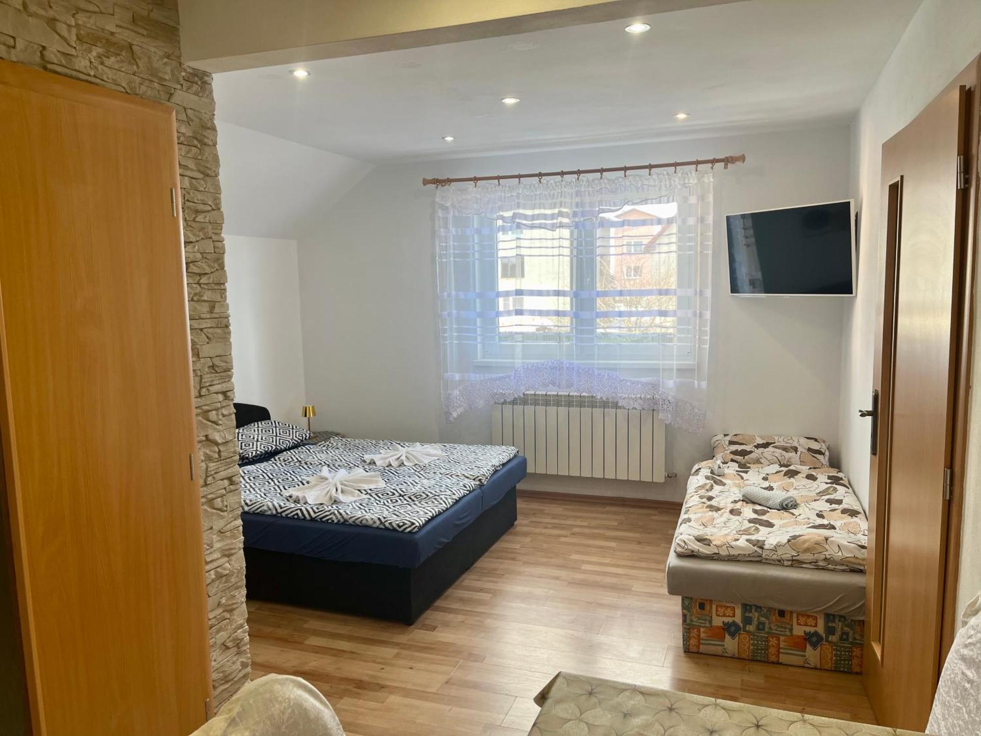 Homestay Renata Nova Lesna Bagian luar foto