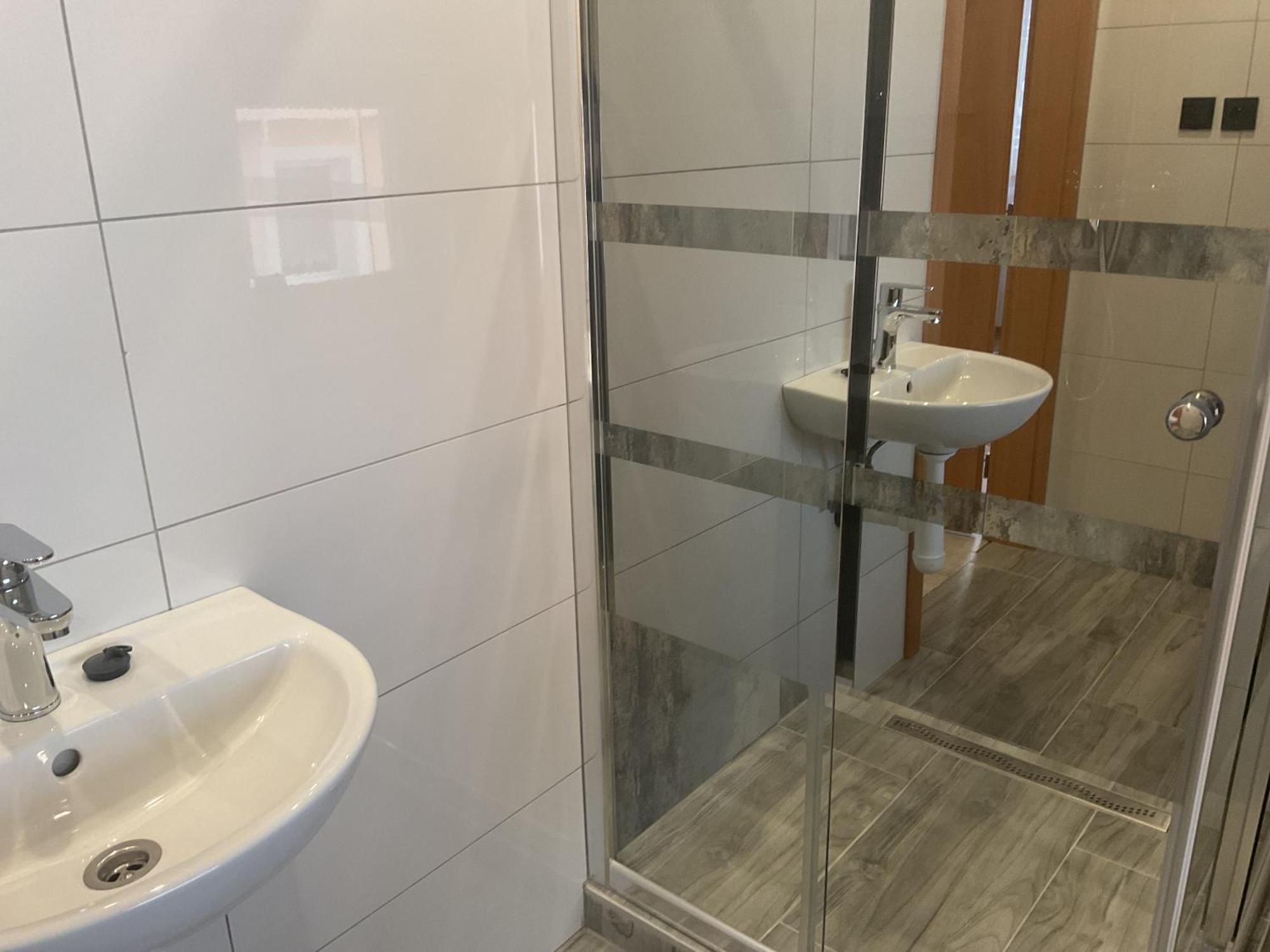 Homestay Renata Nova Lesna Bagian luar foto